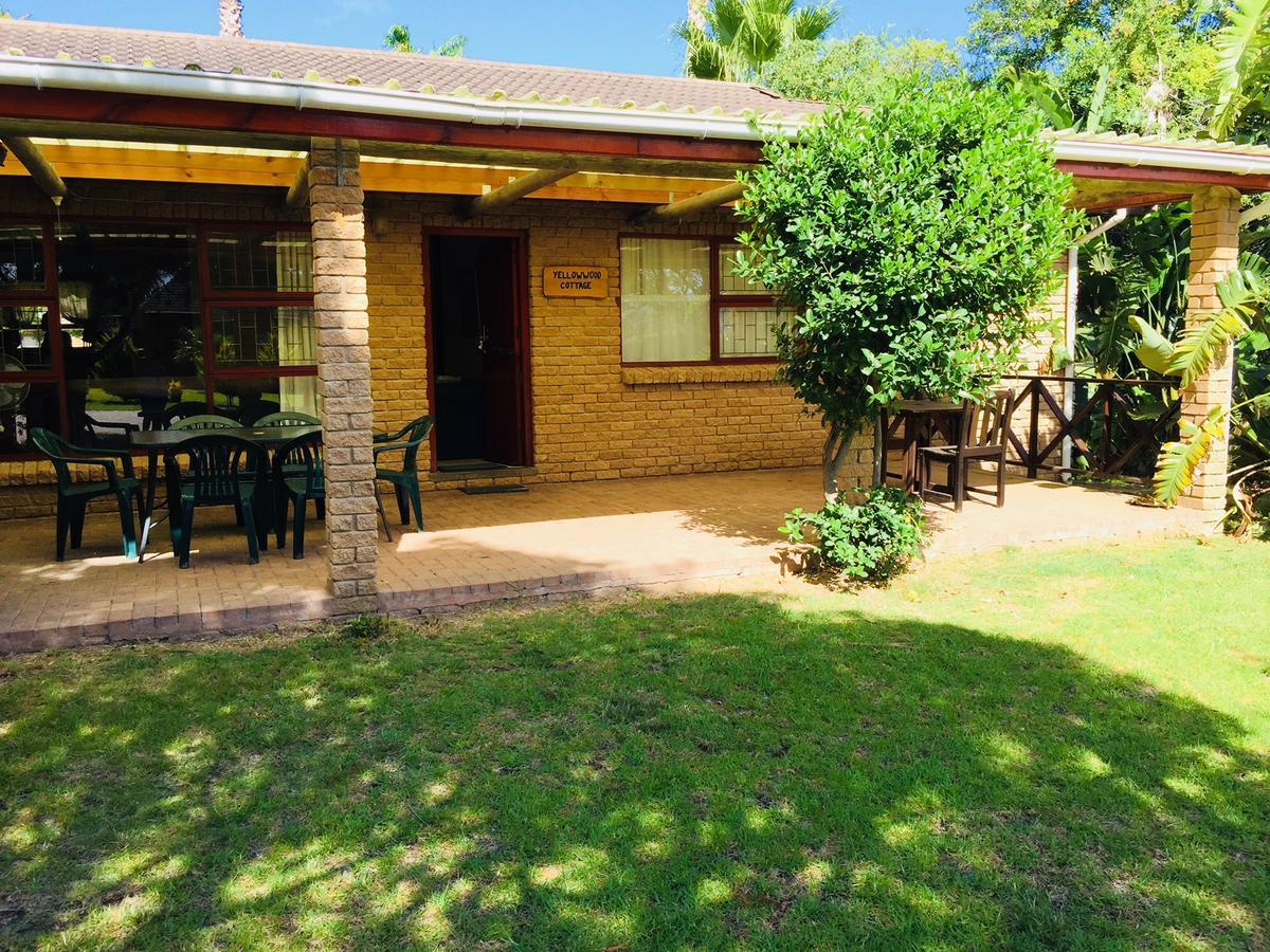 Brenton Lake Holiday Cottages Bagian luar foto